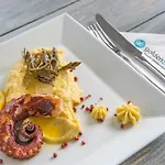 Golden מלון חריסי אקטי