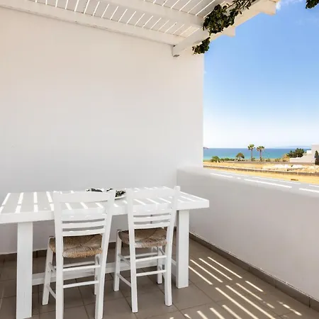 Golden Chrisi Akti (Paros)