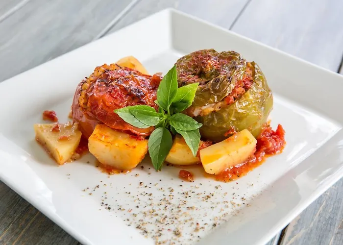 Golden Chrisi Akti (Paros)