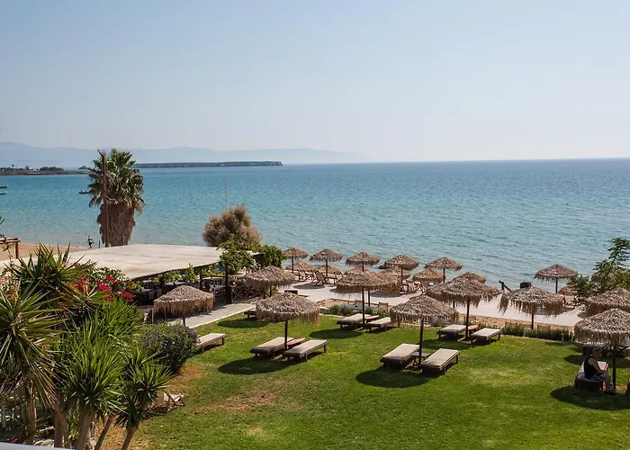 Golden 3* Chrisi Akti (Paros)