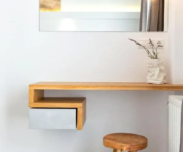 Golden Chrisi Akti (Paros)